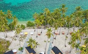 Pulau Mahitam Resort&cottage By Hotelku