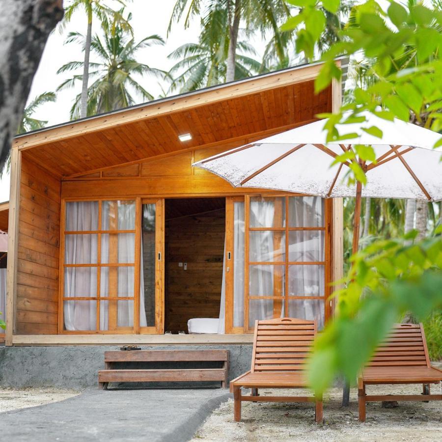 Pulau Mahitam Resort&Cottage by Hotelku Menango Bagian luar foto