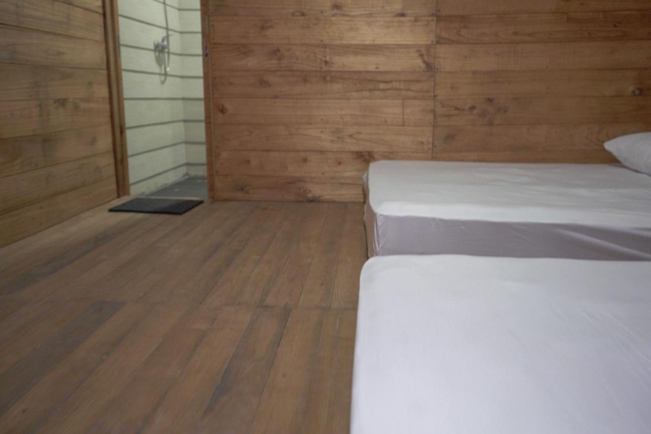 Pulau Mahitam Resort&Cottage by Hotelku Menango Bagian luar foto