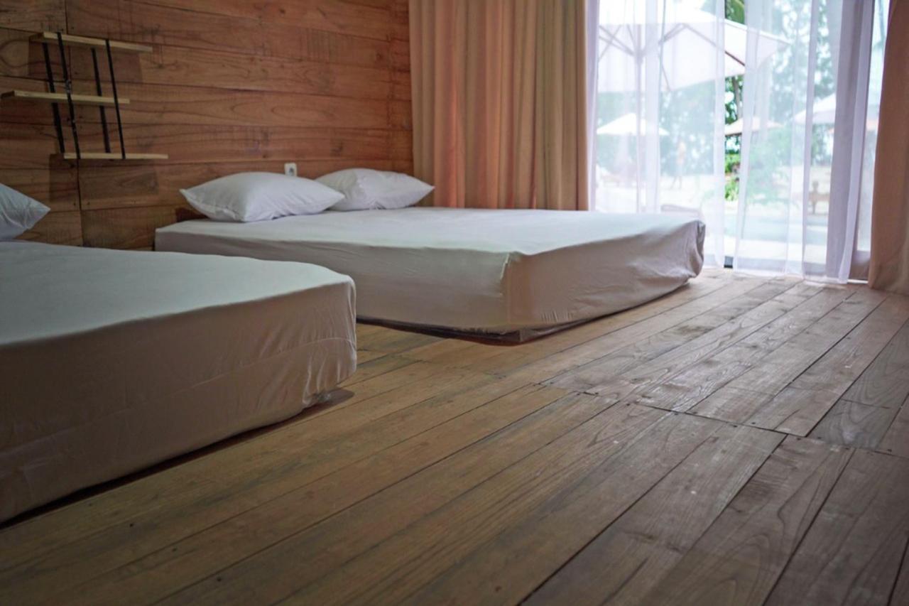 Pulau Mahitam Resort&Cottage by Hotelku Menango Bagian luar foto