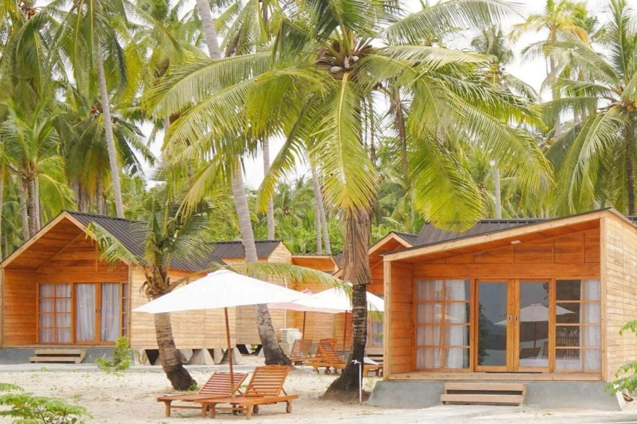 Pulau Mahitam Resort&Cottage by Hotelku Menango Bagian luar foto